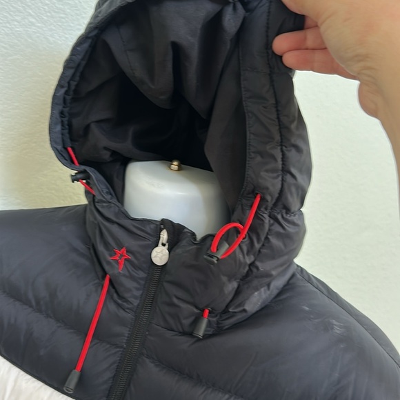 Goose down and feather jacket. Size L. - Picture 6 of 11